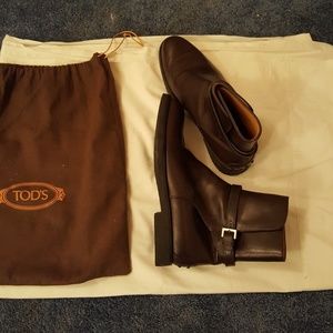 Tod's Short Boots size 39.5
